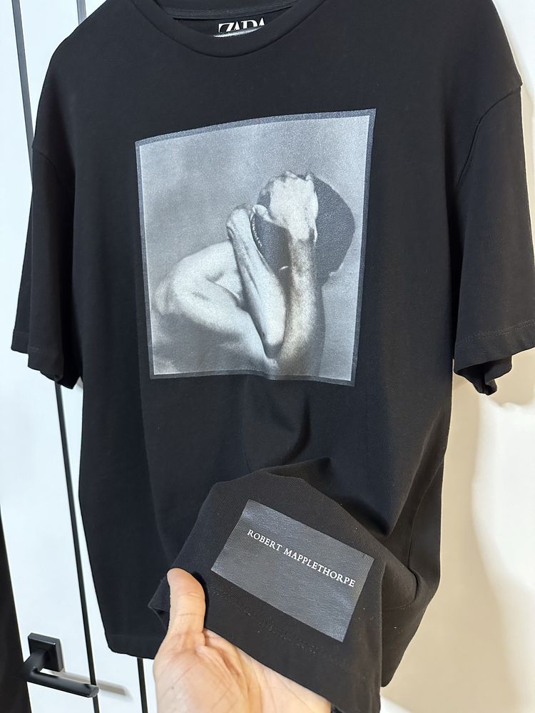 Футболка Zara x Mapplethorpe