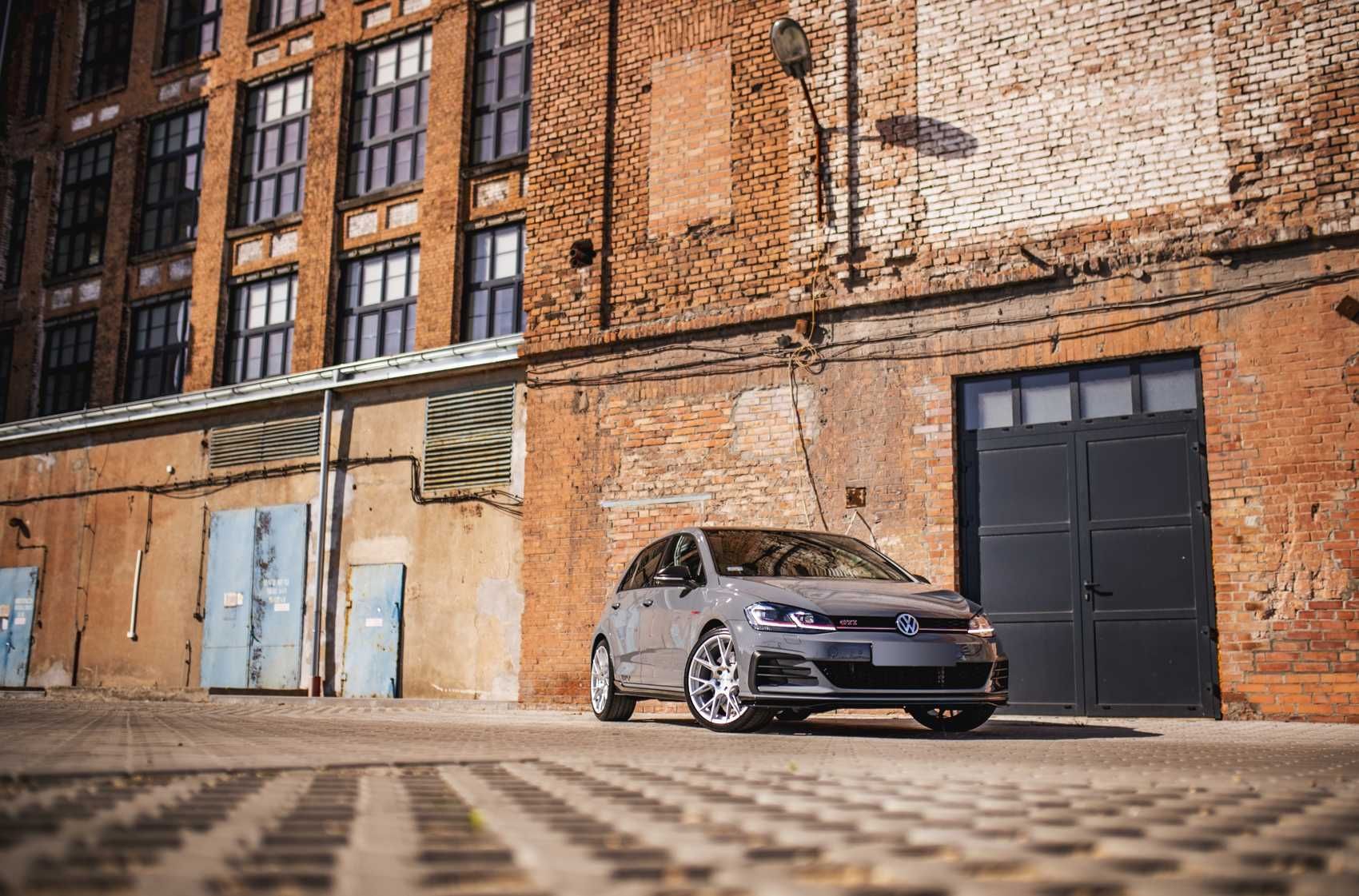 Felgi JR42 Flow Form 19" 8,5J ET45 5x112 VW GOLF GTI R TCR