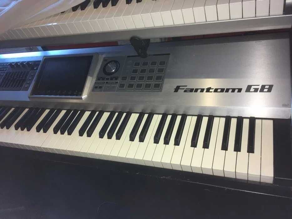 Syntezator Roland Fantom G8 z case, wysyłka /odbiór osobisty