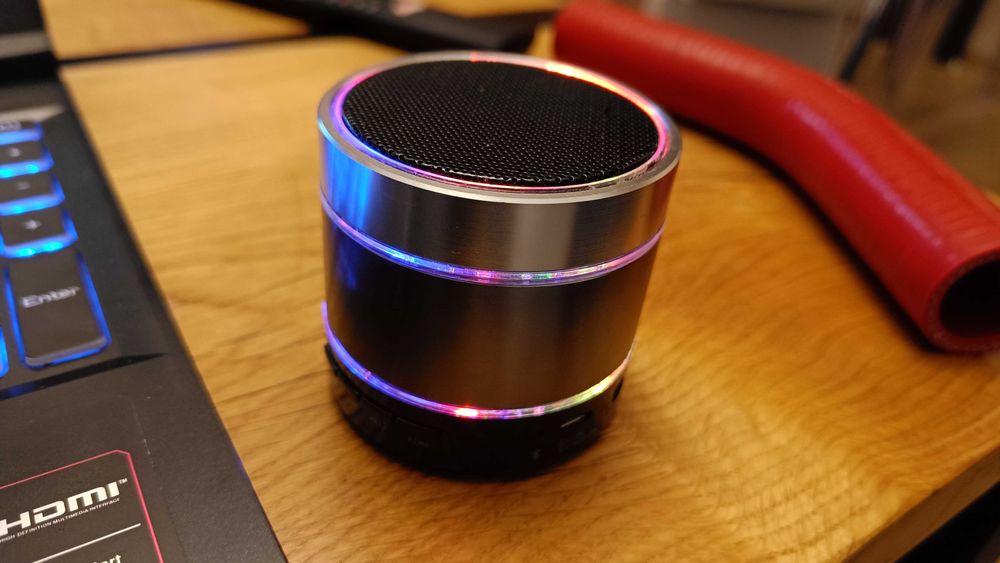 Głośnik przenośny Bluetooth Tchibo 323861 Aluminium Nowy ładnie gra