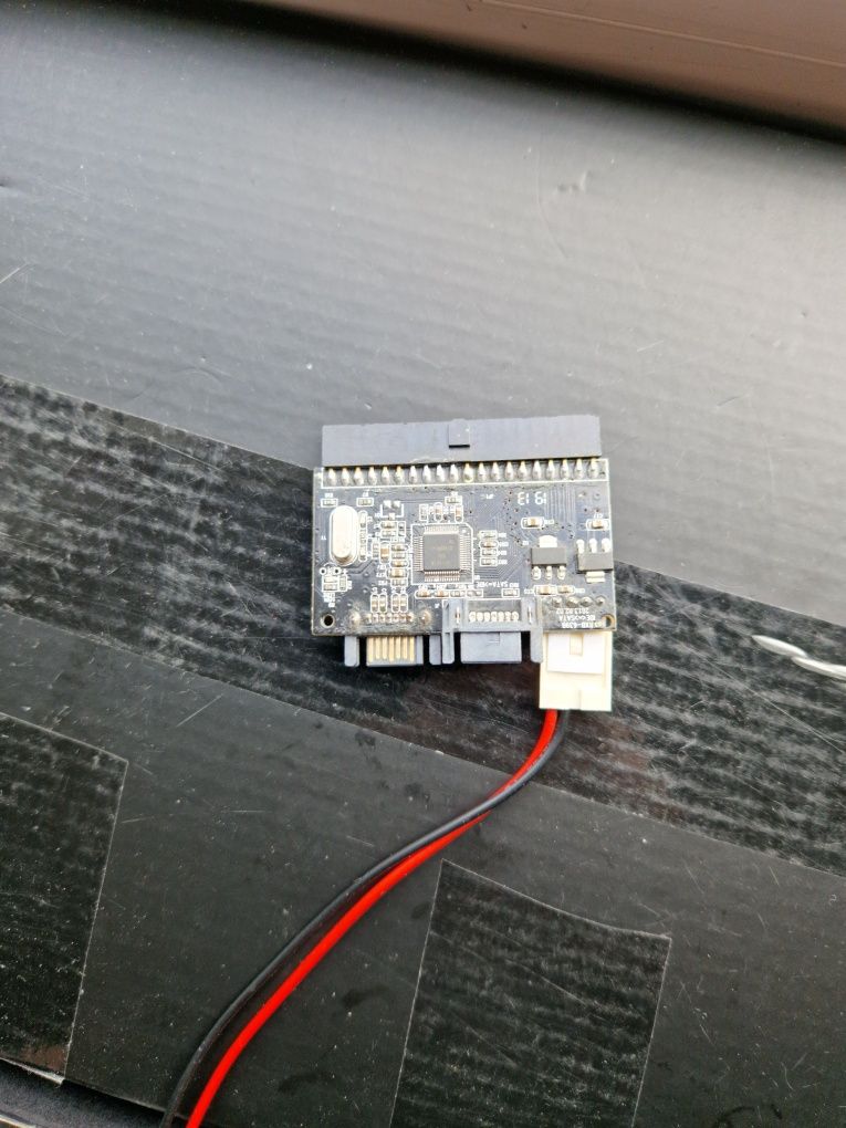 AK-04 adapter konwerter dwukierunkowy SATA - IDE