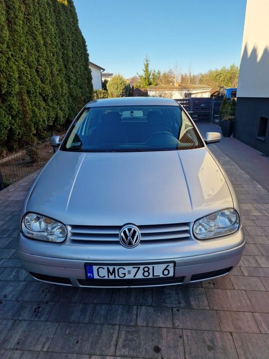Vw Golf IV 4 1.9TDI 2003R zadbane autko prywatne