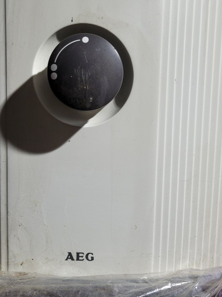 Podgrzewacz wody AEG