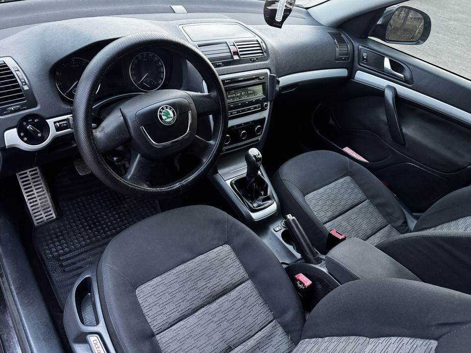 Продам Skoda Octavia A5 1.6 MPI