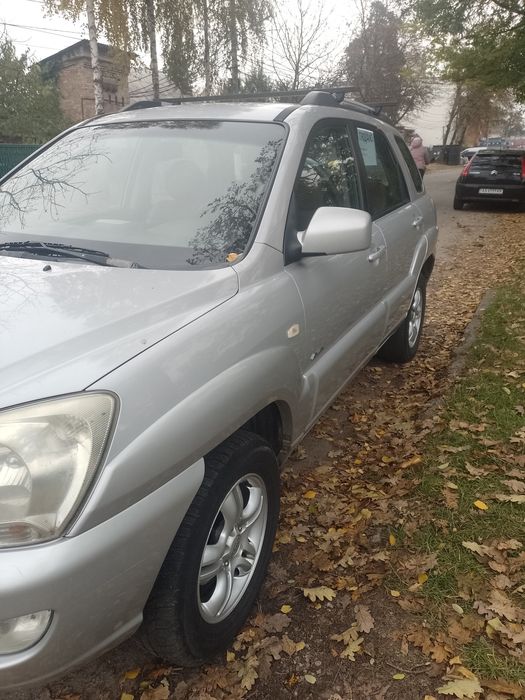 Продається автомобіль КИА спортедж 2005 р.в 2.0 т.д