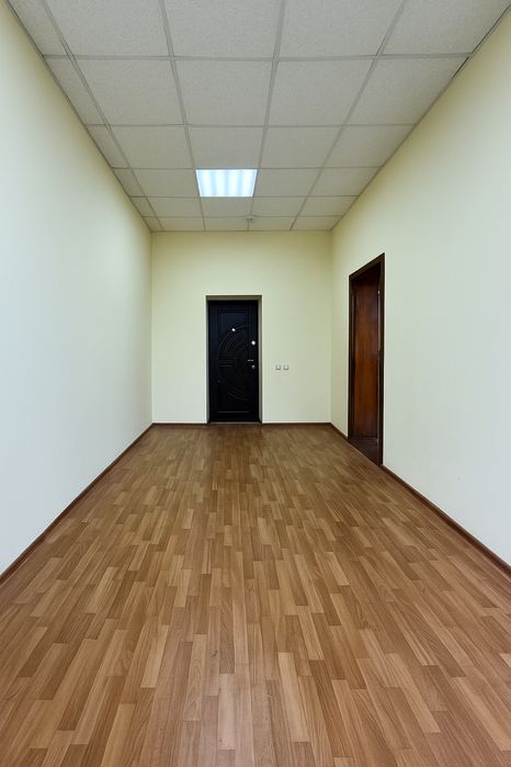 Оренда подвійного офісу, центральна частина міста. Без комісіі.