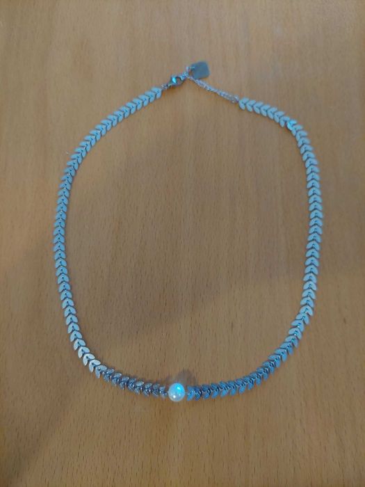 Colar Senhora em Aço e Imitação de Perola- NOVO