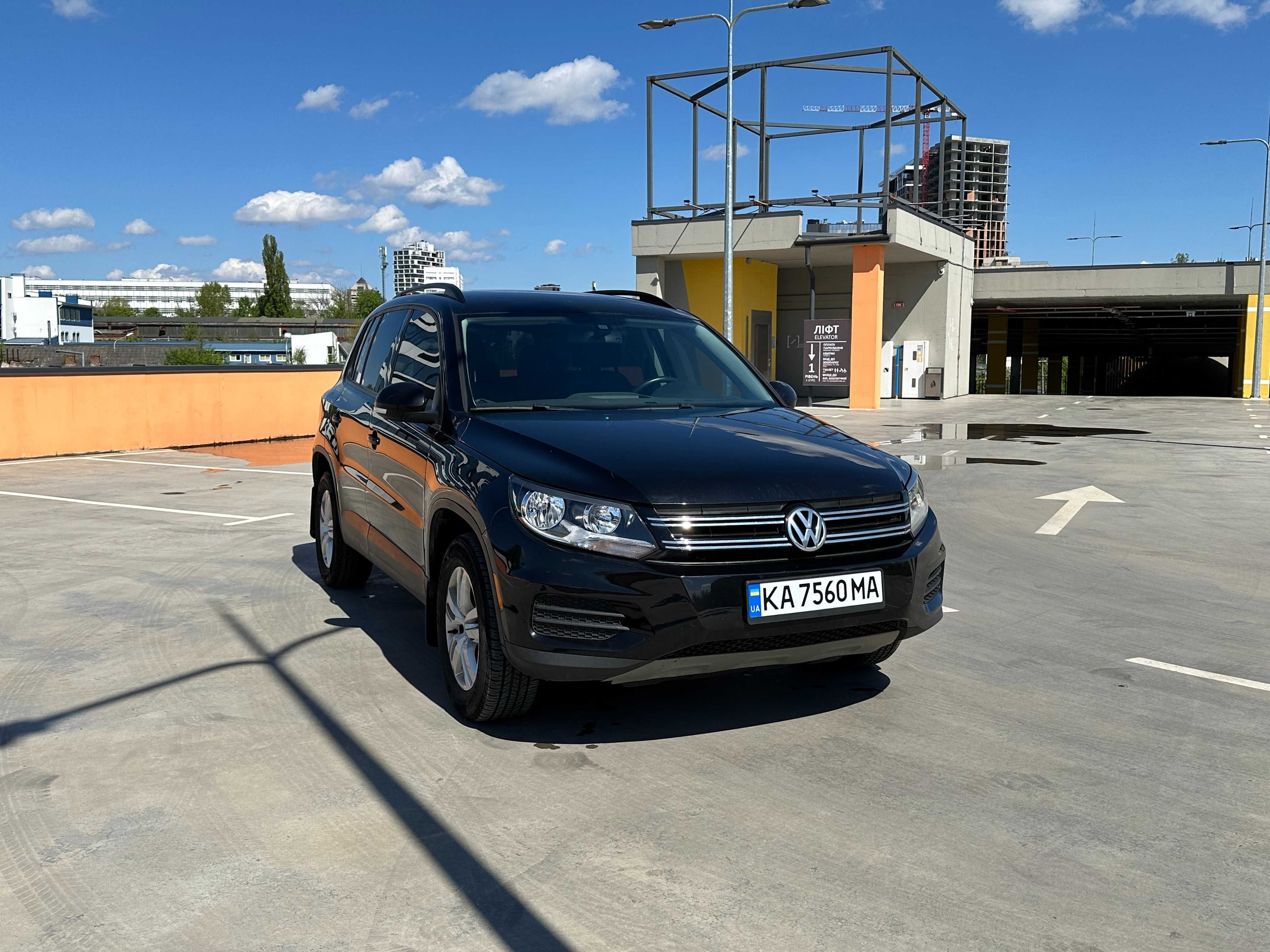 Volkswagen Tiguan 2016 не фарбованій з цілою безпекою