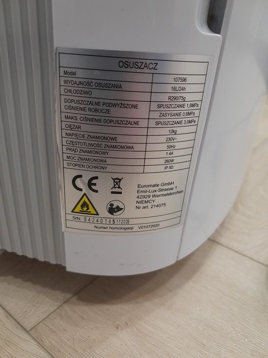 Osuszacz powietrza 16l/24h