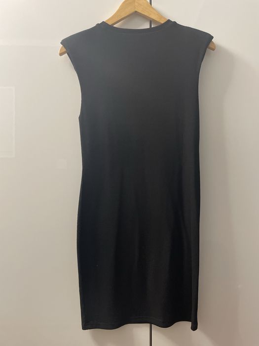 Czarna damska sukienka