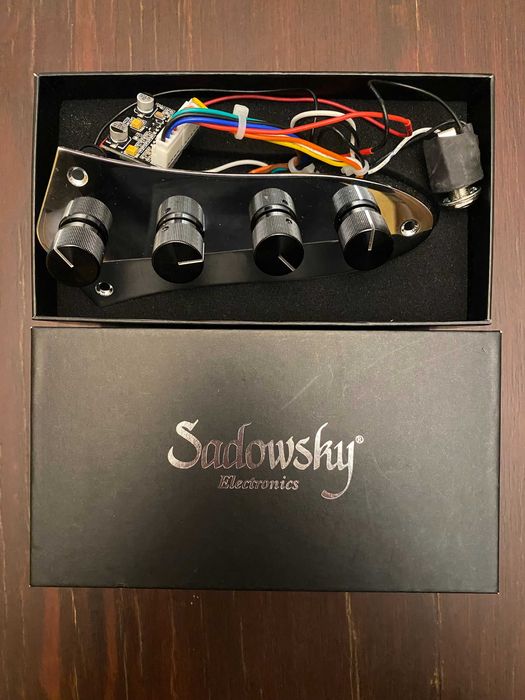 Preamp do basu Sadowsky