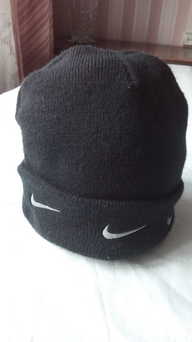 Продам шапку Nike.