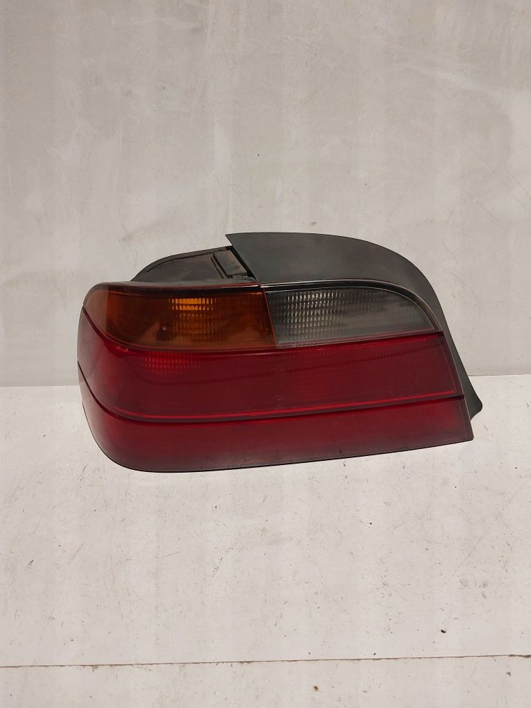 Bmw 7 e 38 lewa tylna lampa lewy tył