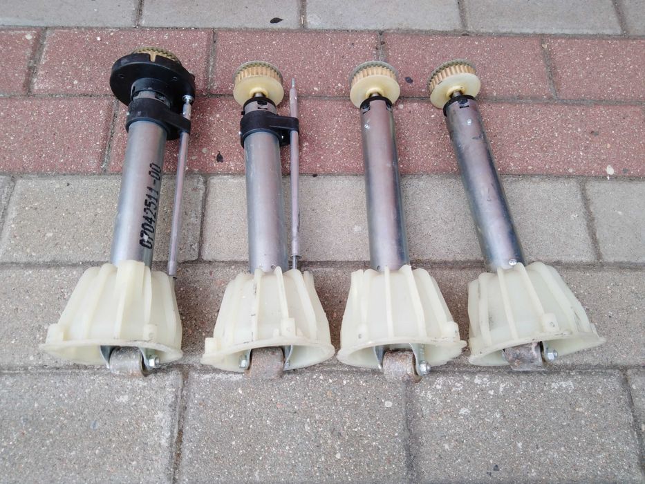 Śrubowy mechanizm podnoszenia