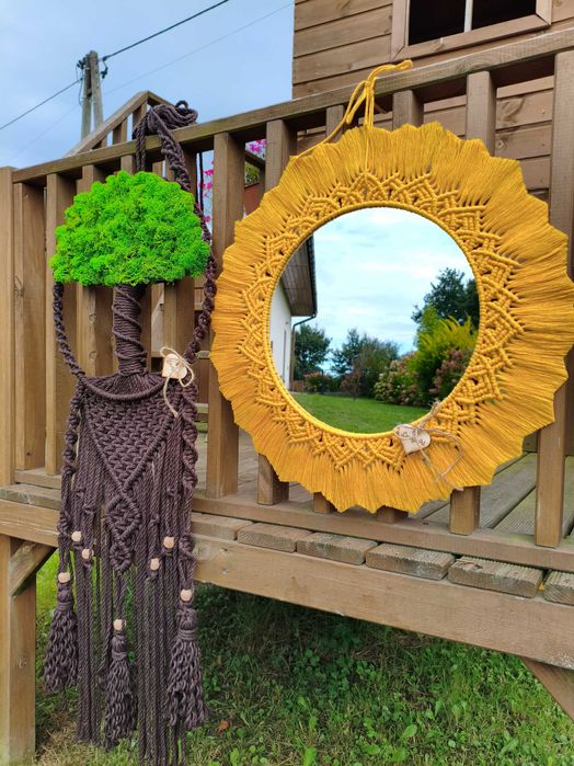 Duże makramowe lustro w stylu Boho