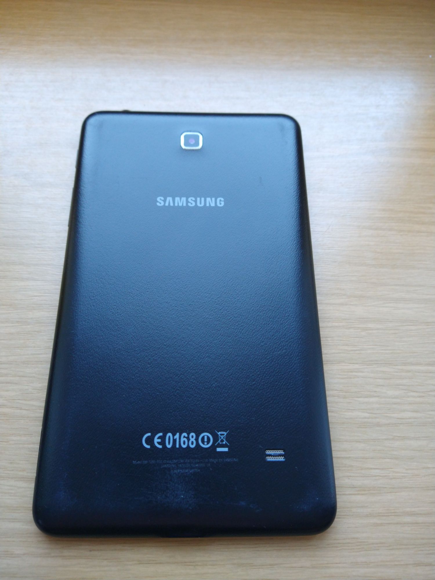 Планшет Samsung Galaxy Tab 4  8GB Black SM-T230