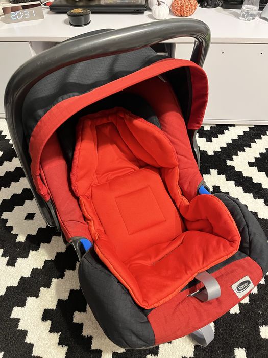 Продам автокрісло-люльку переноску для немовлят від 0 до 13 кг