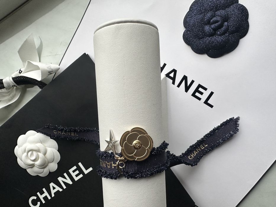 Chanel limitowany charms podwojny