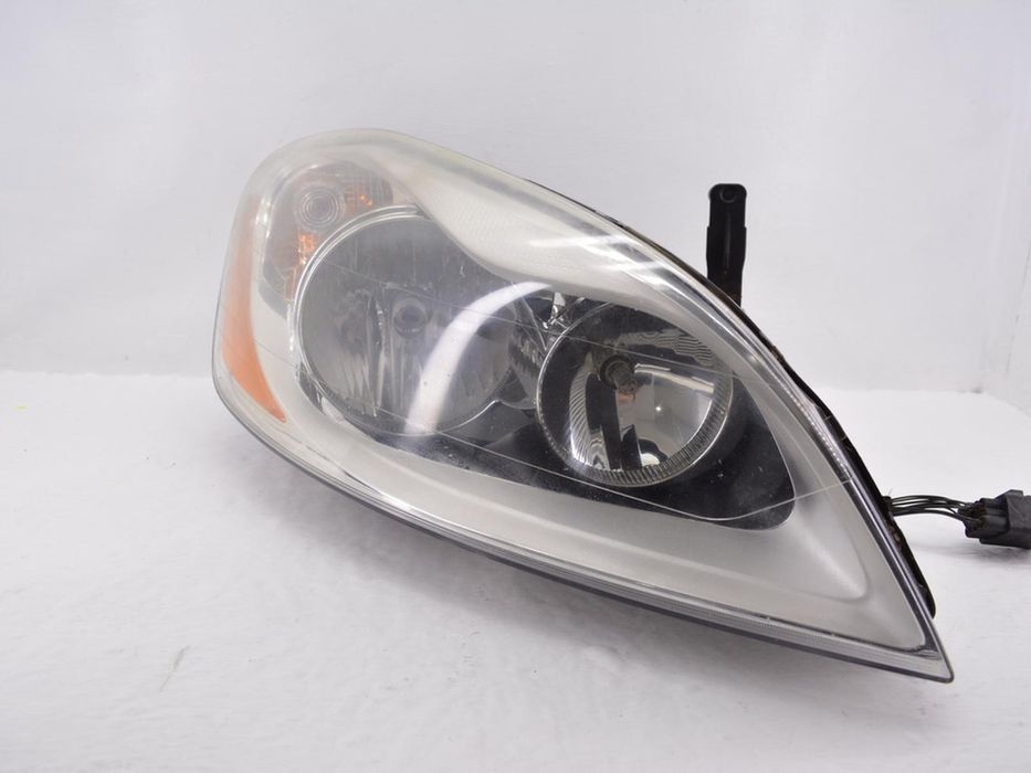 Фара передня права VOLVO XC60 2008-2013 31395469