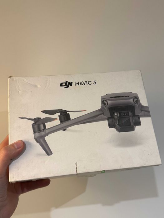 Дрон DJI Mavic 3 Полный комплект + пульт/2 АКБ/док зарядка