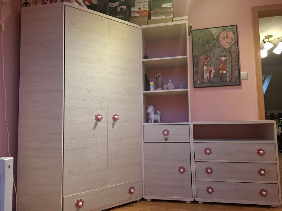 Meble dziecięce dla dziewczynki i dla chłopca