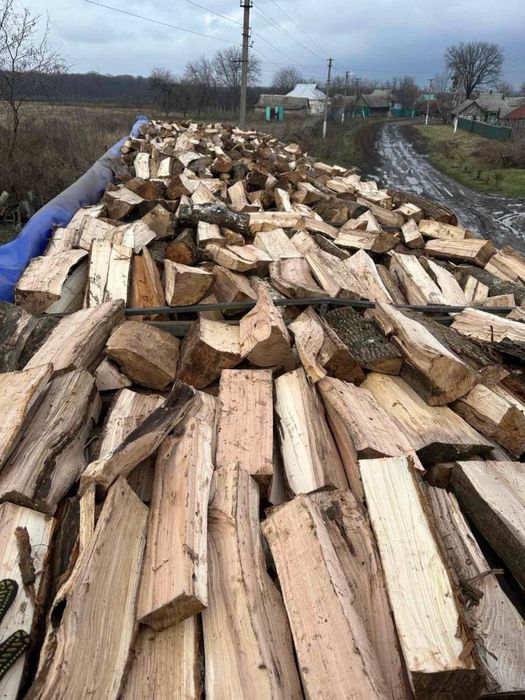 Продам дрова дубові метри колені низькі ціни