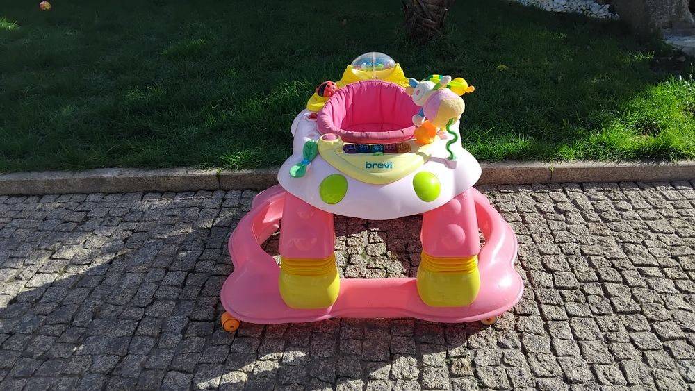 Andor da marca brevi como novo