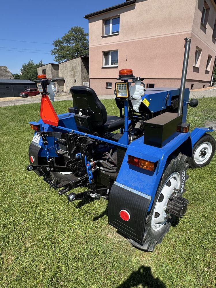 Sprzedam traktor Sam