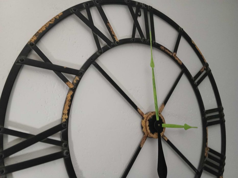 Sprzedam zegar ścienny