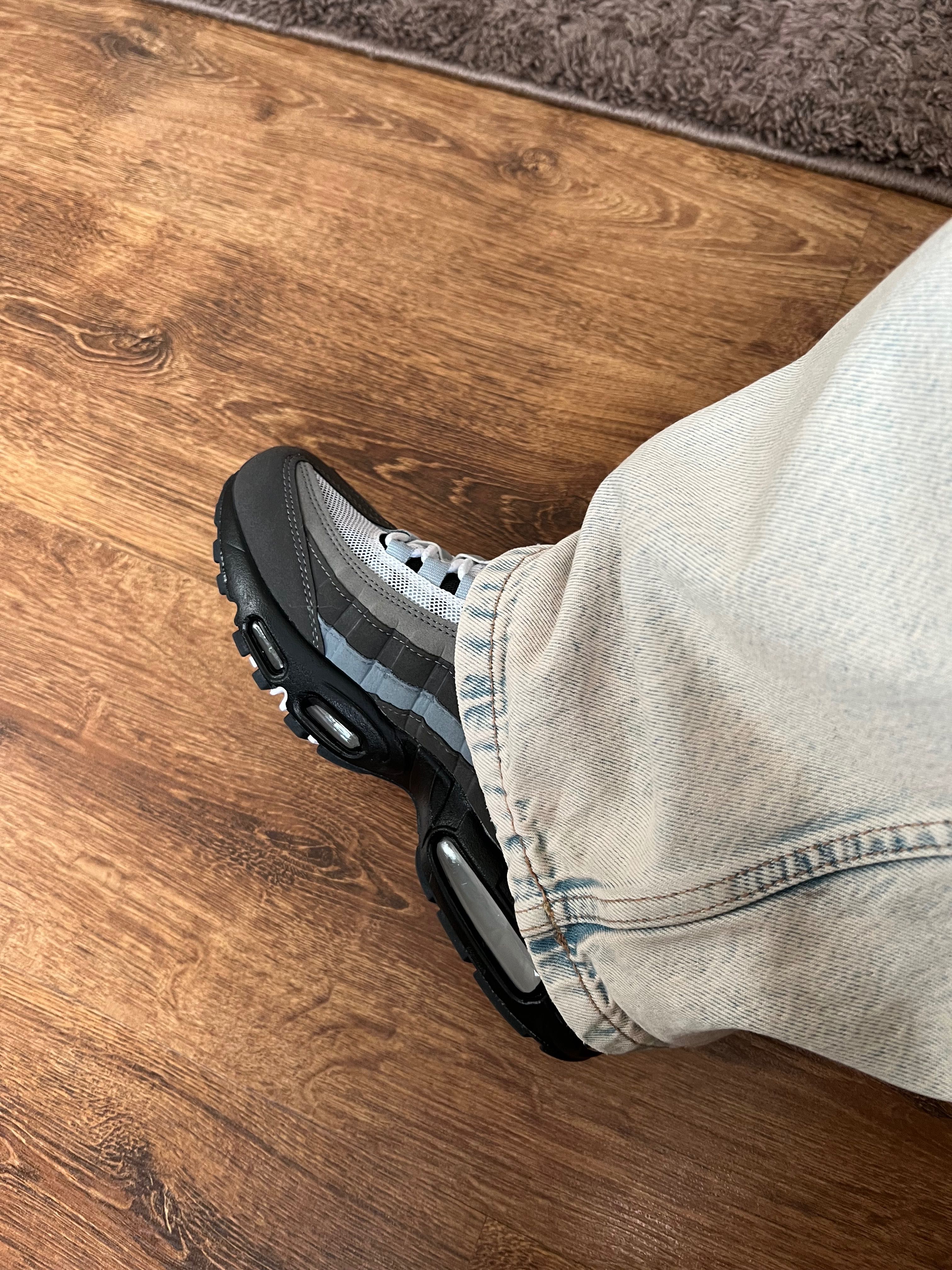 кросівки air max 95