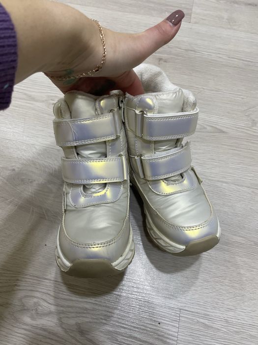 Зимові чоботи на дівчинку