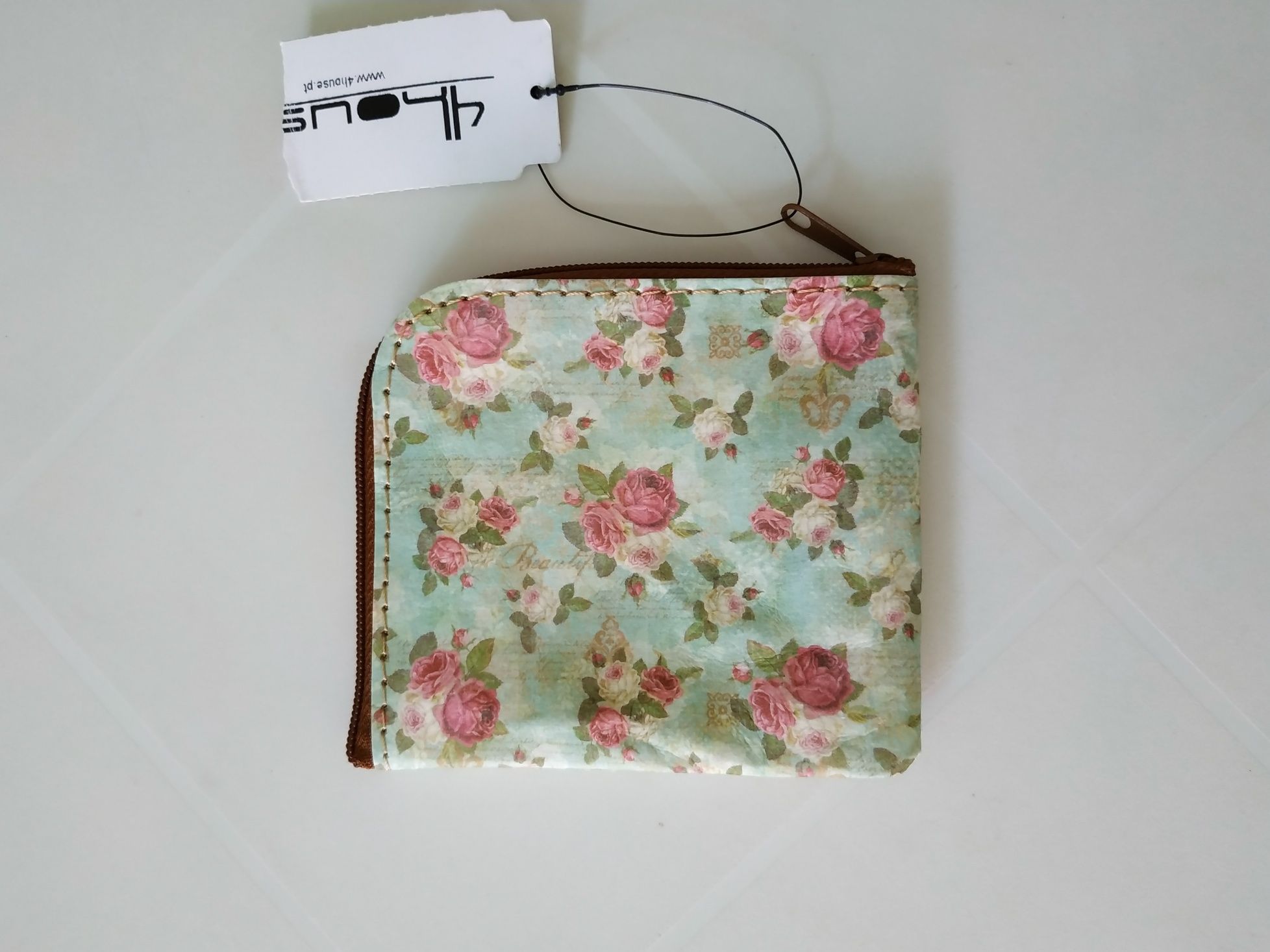 Porta moedas floral NOVO