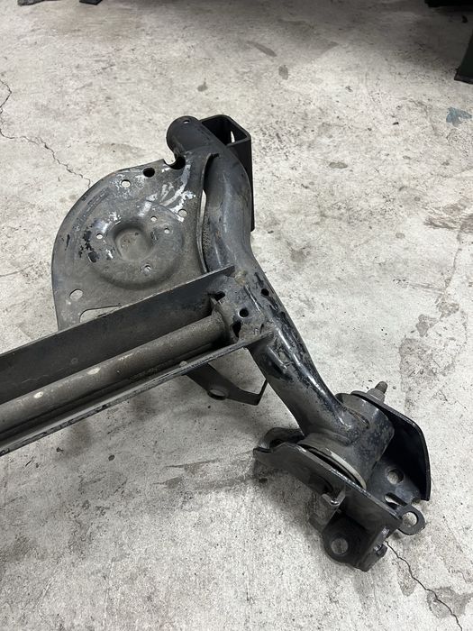 Eixo Traseiro - Renault Clio 3