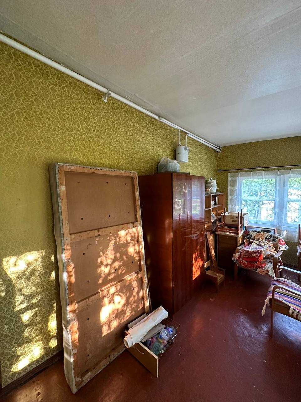 Продаж будинку з окремим двором та ЛОДЖІЄЮ — р-н Веретенівка!