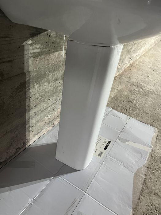 Lavatorio com coluna