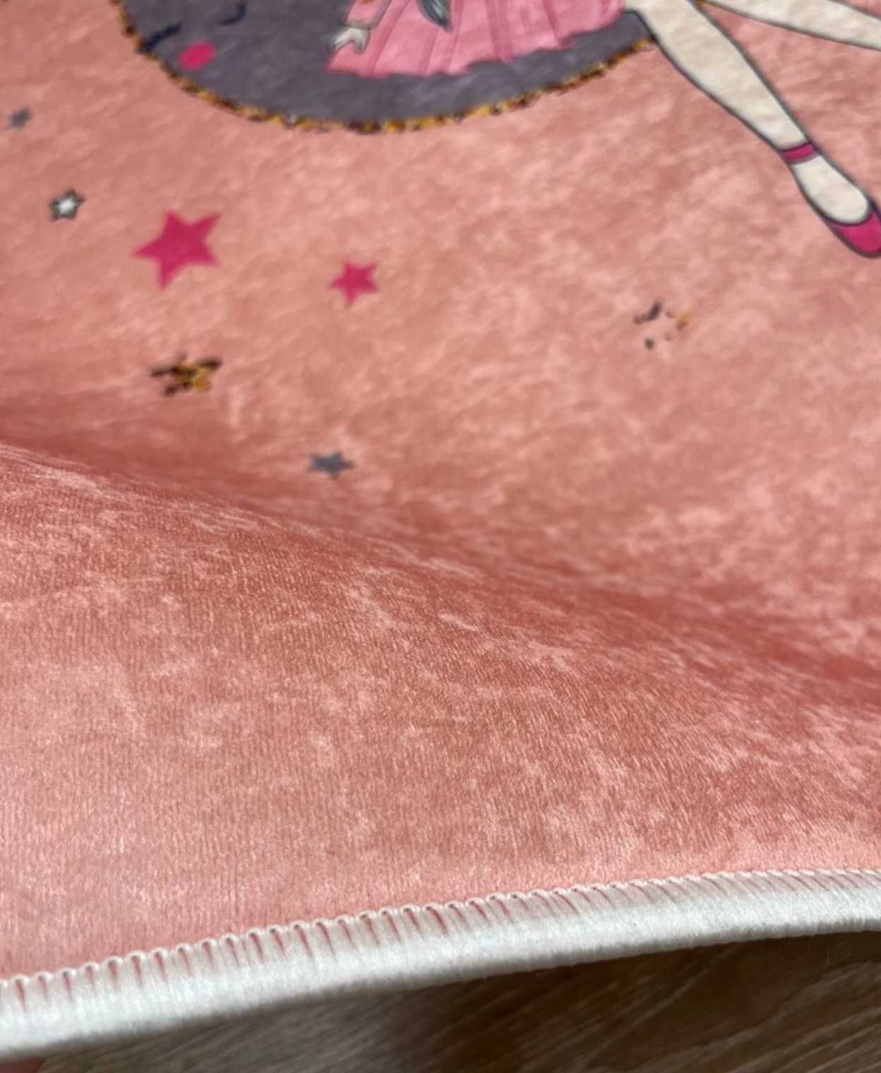 Килим безворсовий рожевий для дівчинки килимок в дитячу ковер