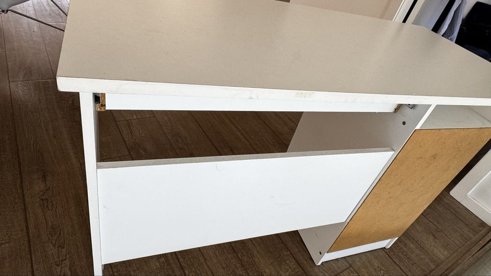 Secretaria com gavetas 110x 50cm
