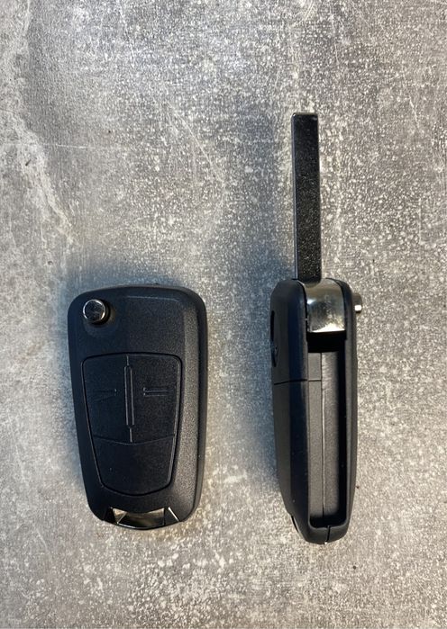 Ключ викидний на 2 кнопки Opel Astra H Zafira B