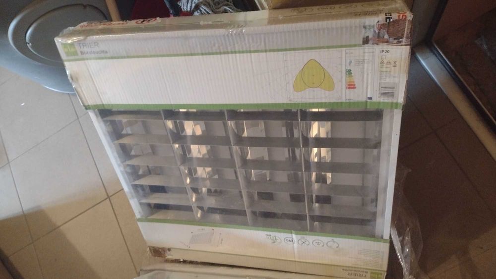 Oprawy świetlne  do świetlówek 4 sztuki