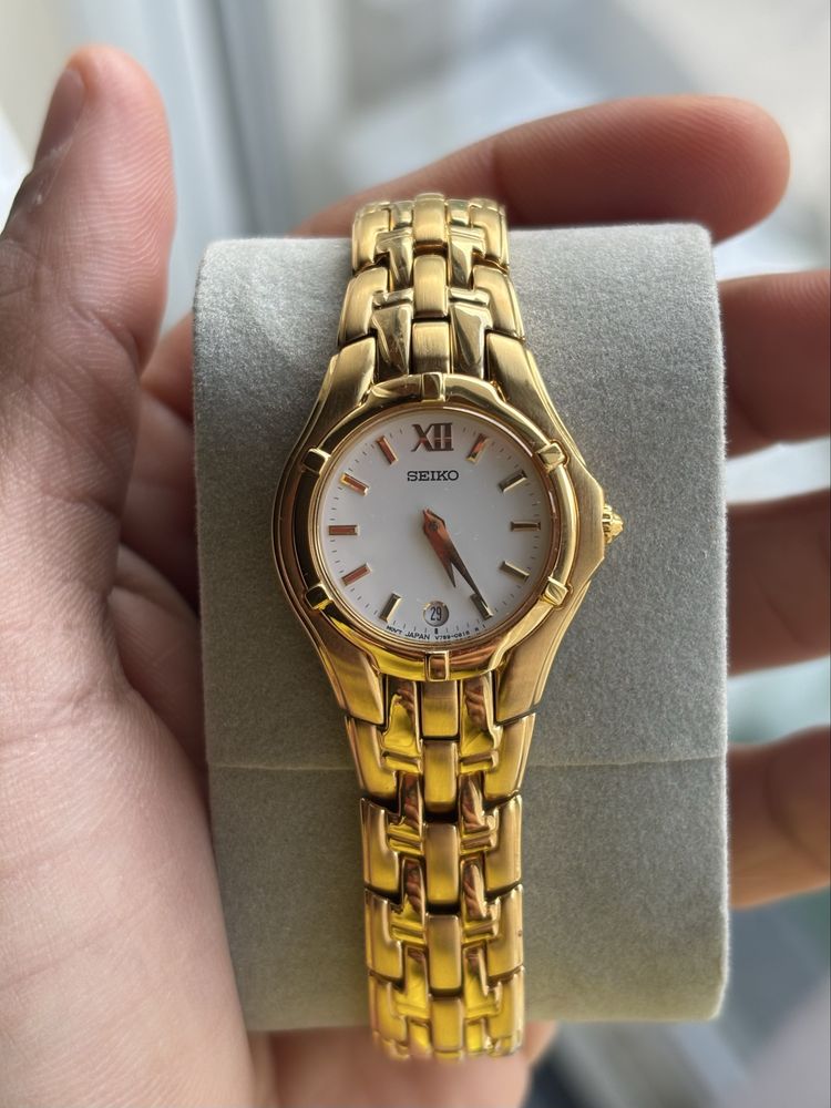Seiko referencia V789