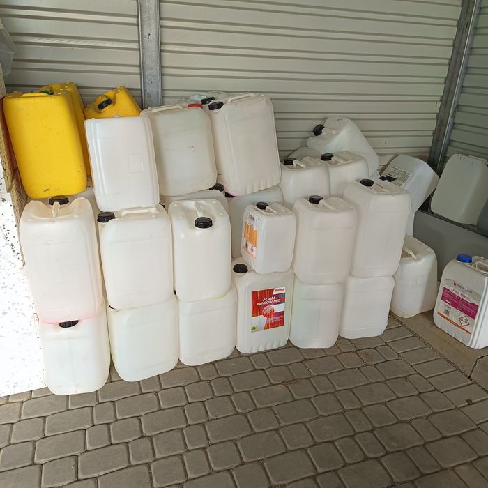 Bańki kanistry 20, 25l