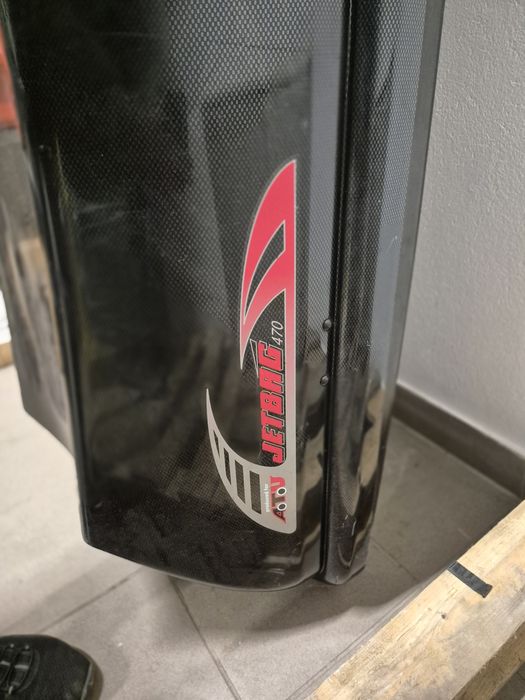 Box dachowy, Jetbag 470, bez belek.