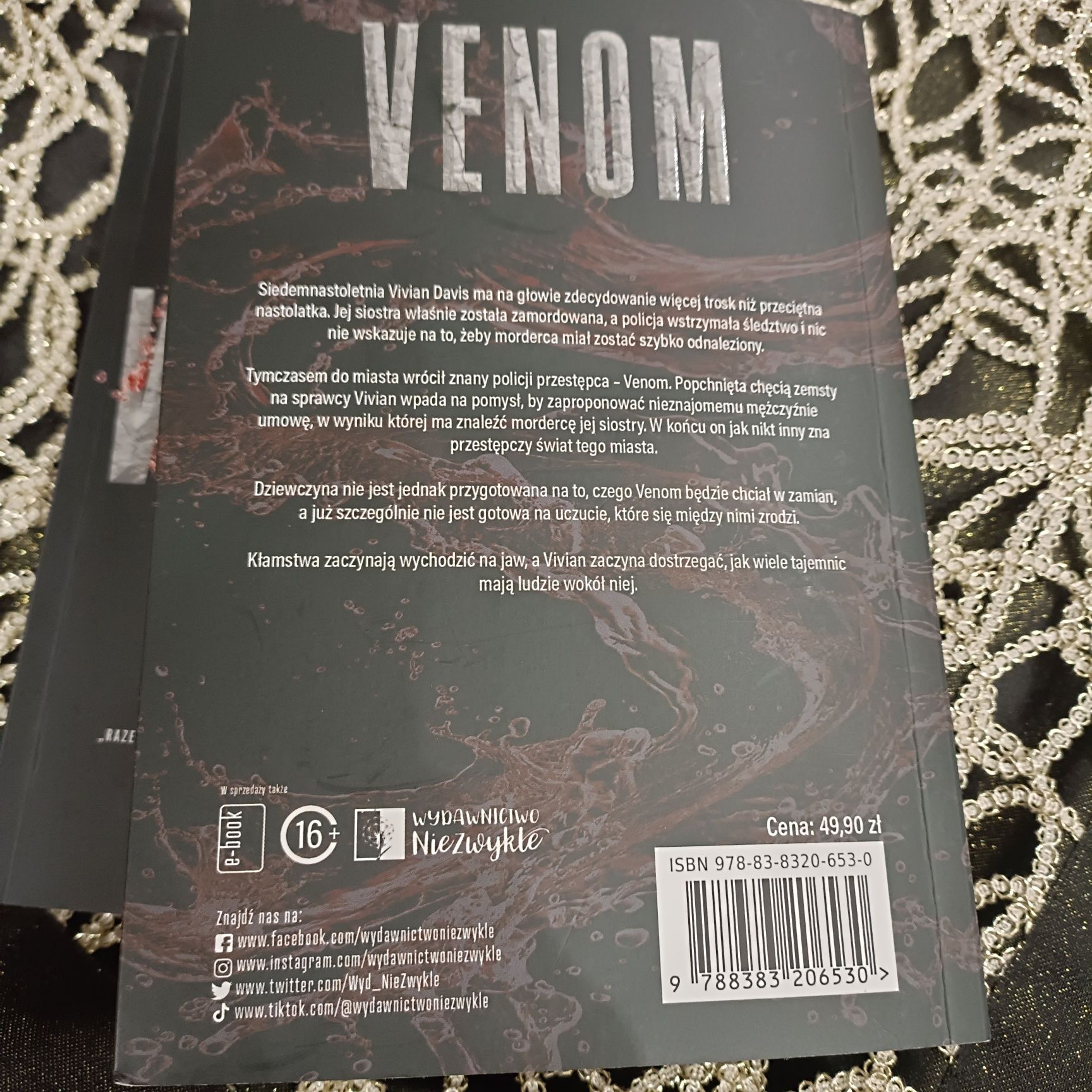 Aleksandra  Kondraciuk Venom tom I i II