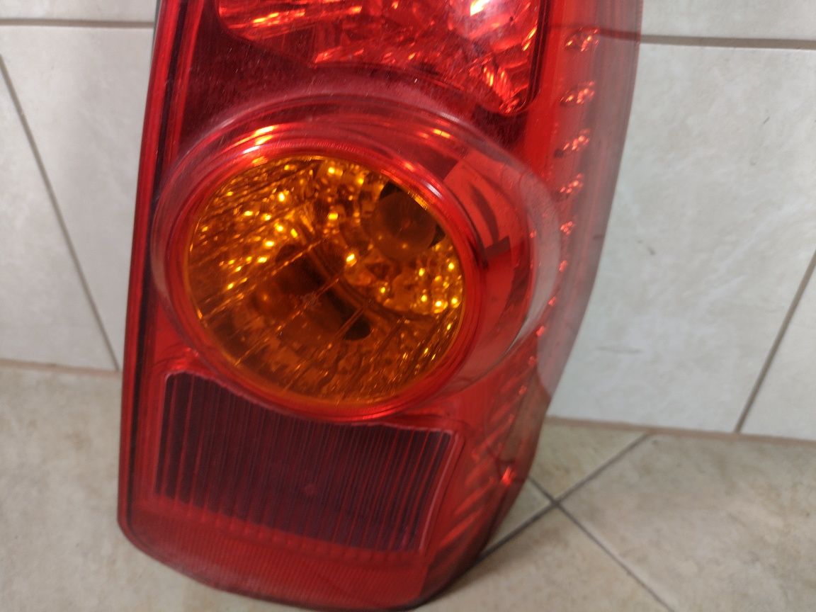 Mitsubishi space Star lift lampa prawy tył Europa oryginał wysyłka OLX