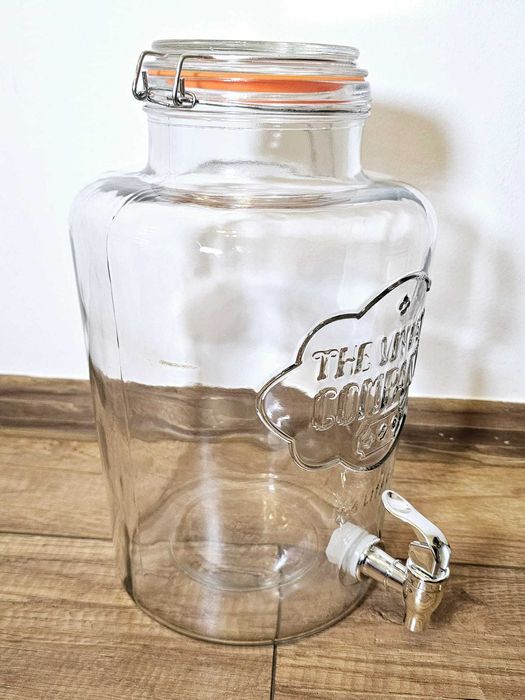 Słoik słój dzbanek na sok 7,6L z kranikiem