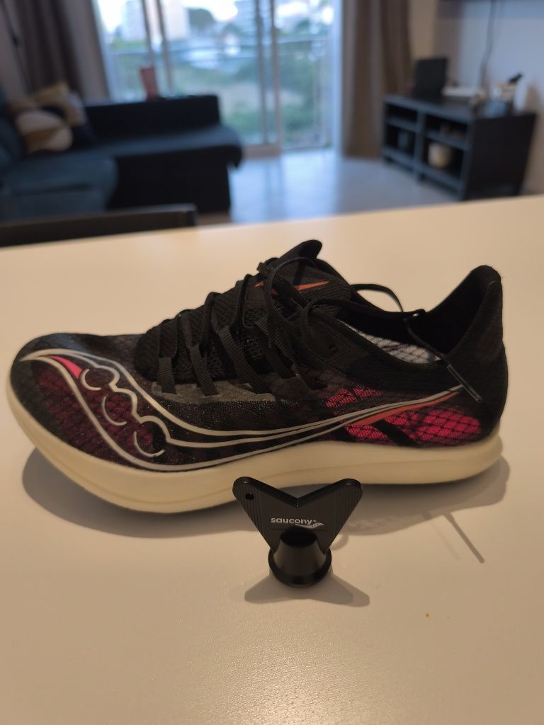 Sapatilha SAUCONY