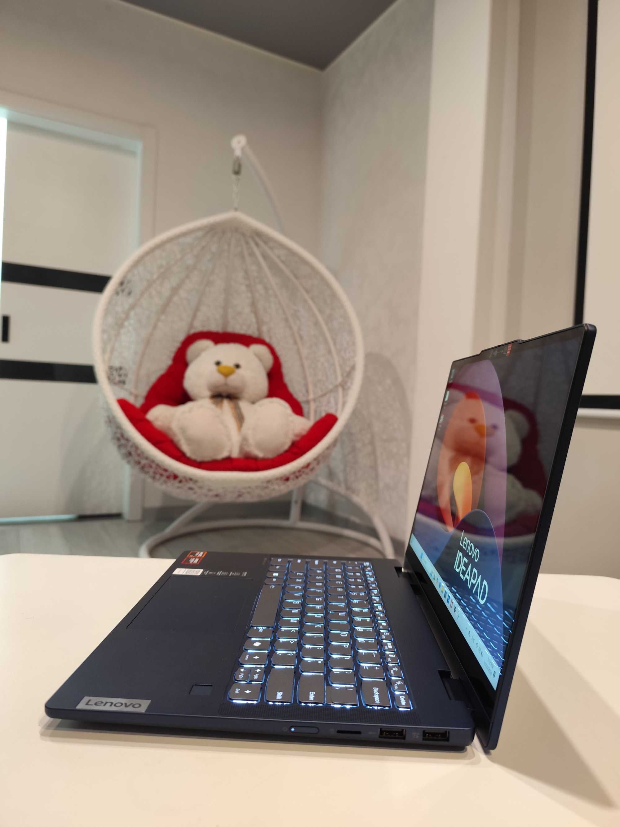 Lenovo IdeaPad 5 2-IN-1 14" R7-8845HS Radeon 780M 16/1TB LPDDR5x Гаран
