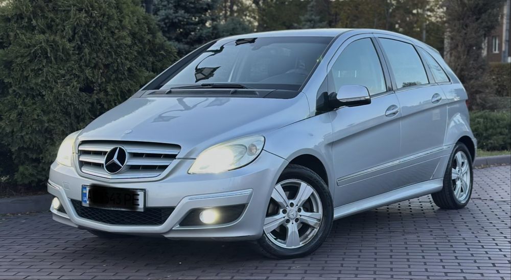Продам Mercedes Benz B-Class 2008 1.7 бензин супер стан