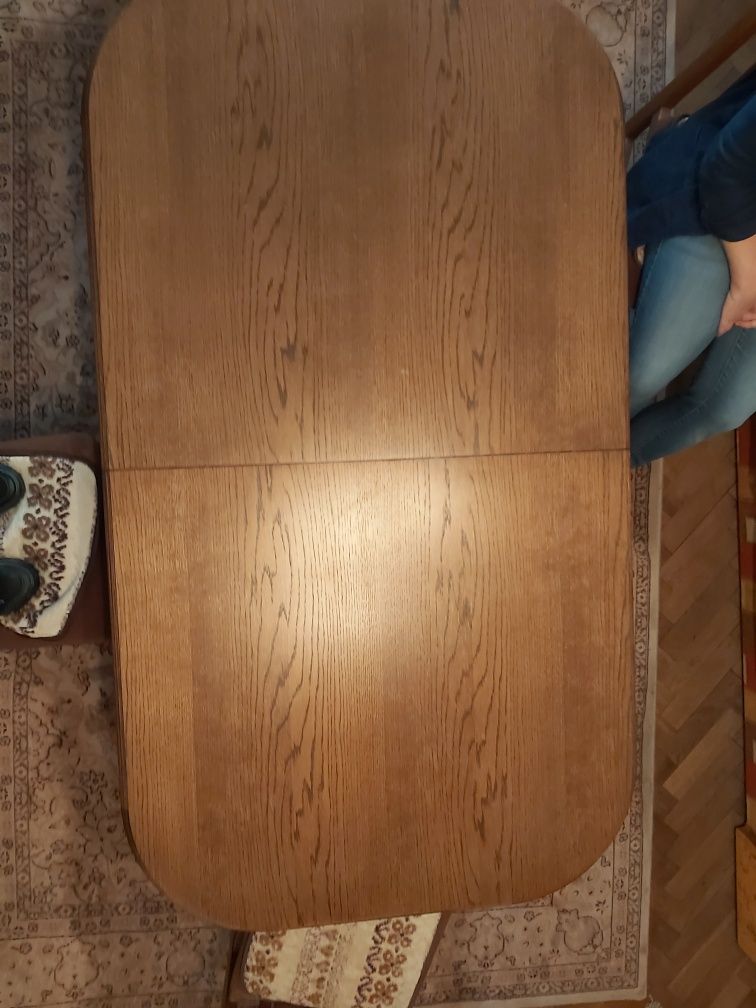 Piękny stół drewniany  rozkładany