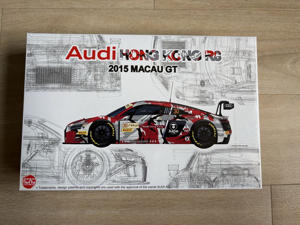 Nunu Model Kit Audi R8 LMS GT3 2015 Macau FIA GT 1/24
